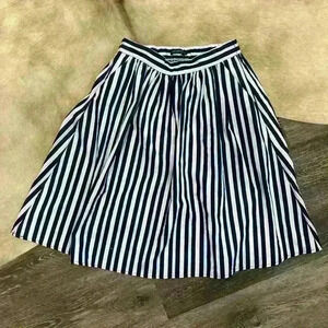 Women’s Mikarose Skirt Holidays Flowy Navy and White Striped Size Small